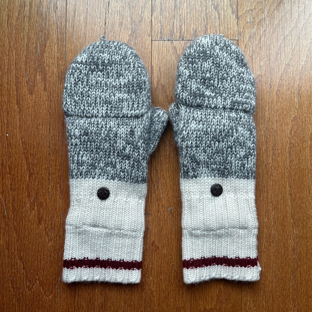 Grey knit mittens
